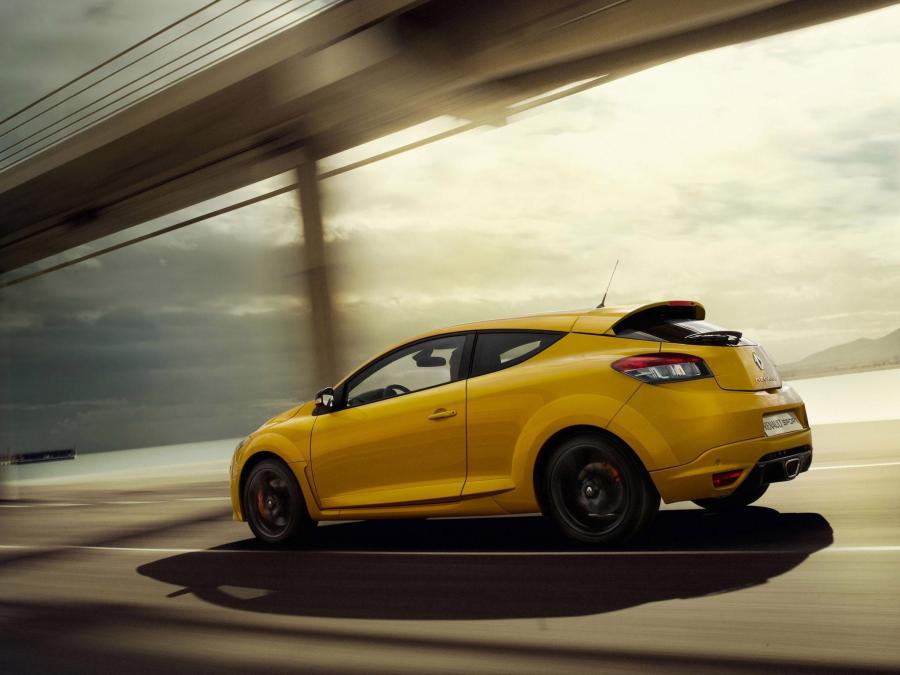  Renault Megane RS 2009 года  (фото 23 из 35)